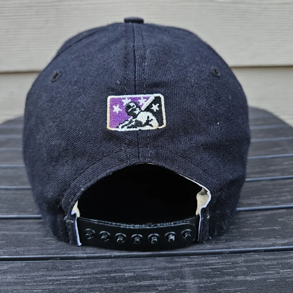 VTG NEW ERA GREENSBORO BATS MINOR LEAGUE BASEBALL MiLB CAP HAT Made in USA